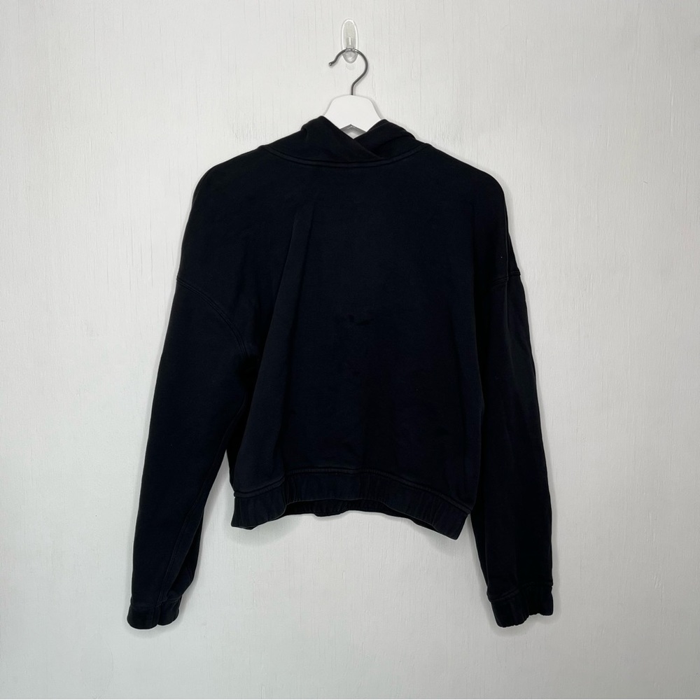 Lululemon Relaxed Cropped Hoodie in Black Size 10